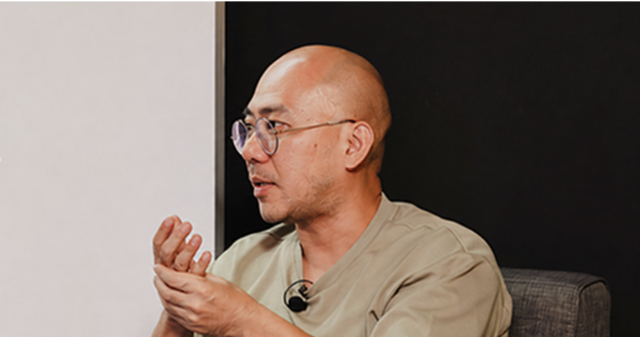 Ang Kian Peng speaking during DBS Foundation’s Hungry for Change Challenge in 2023